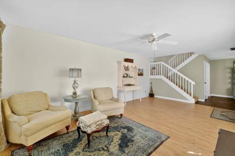 2433 SW Danbury Lane, Palm City FL - photo 13 of 45