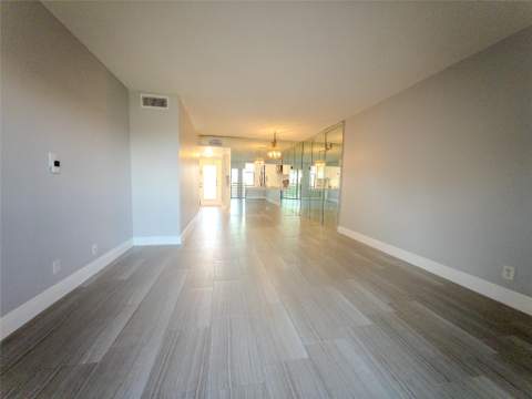 10332 Sunrise Lakes Boulevard #310, Sunrise FL - photo 11 of 35