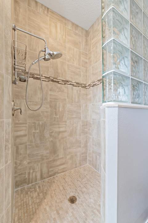 6108 NW Denmore Lane, Port St. Lucie FL - photo 16 of 47