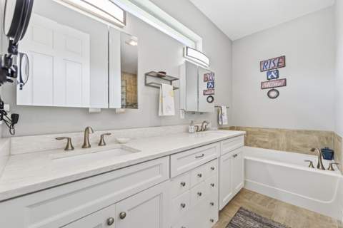 6108 NW Denmore Lane, Port St. Lucie FL - photo 14 of 47