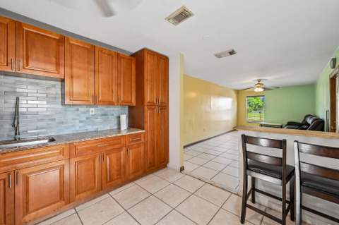 3400 Avenue, Fort Pierce FL - photo 12 of 31