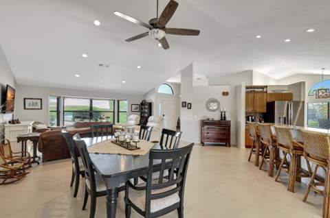10705 SE Seabreeze Court, Hobe Sound FL - photo 19 of 76