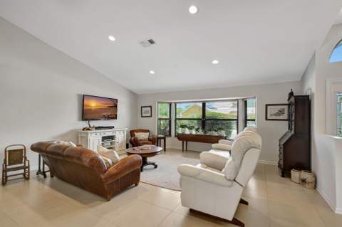 10705 SE Seabreeze Court, Hobe Sound FL - photo 22 of 76