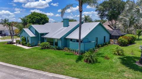 10705 SE Seabreeze Court, Hobe Sound FL - photo 6 of 76