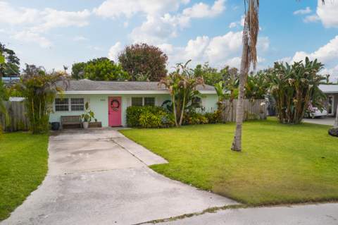 3743 NE Barbara Drive, Jensen Beach FL - photo 15 of 29