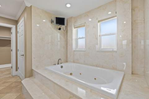 3209 N Indian River Drive, Fort Pierce FL - photo 15 of 73