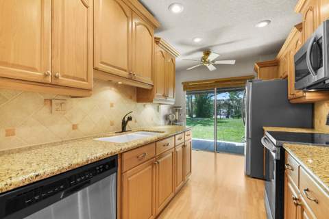 5266 Sapphire Valley, Boca Raton FL - photo 11 of 50