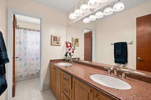 2493 Timbercreek Circle, Boca Raton FL - photo 15 of 37