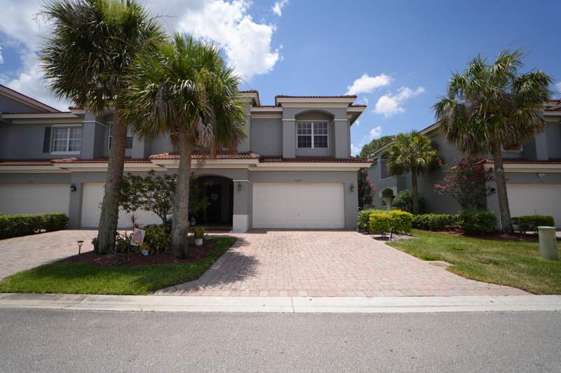 3 bedroom Townhouse at 2202 SW Cape Cod Drive, Third Replat Of Portofino Isles, Port St. Lucie — photo 2