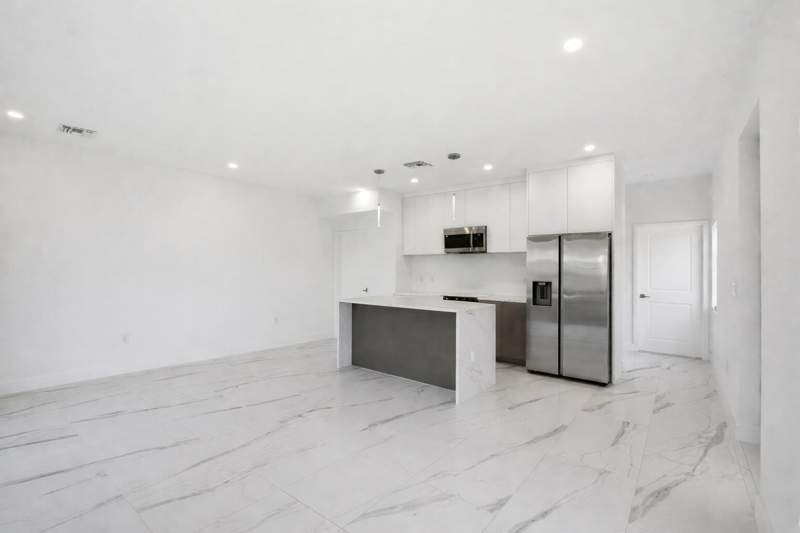 3 bedroom Townhouse at 1548 NW 1st Avenue, Pompano Terrace, Pompano Beach — photo 4