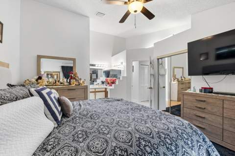 10933 Stafford Circle, Boynton Beach FL - photo 8 of 9