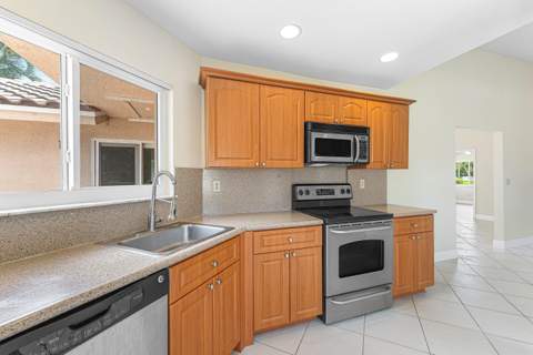 6290 Sweet Maple Lane, Boca Raton FL - photo 12 of 28