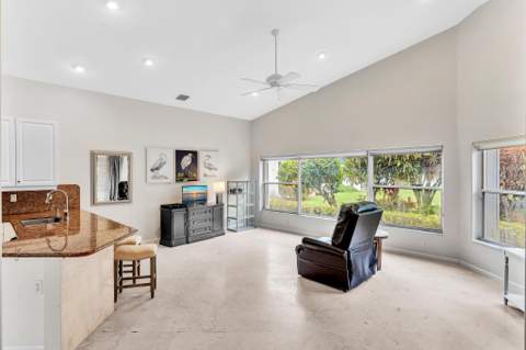 12316 Lakeridge Falls Drive, Boynton Beach FL - photo 16 of 64
