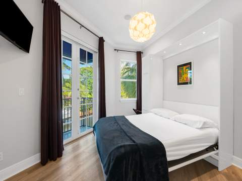 208 SE 10th Terrace, Fort Lauderdale FL - photo 19 of 32