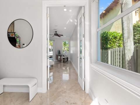 208 SE 10th Terrace, Fort Lauderdale FL - photo 23 of 32