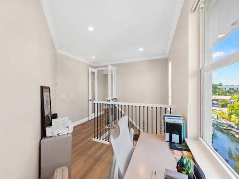 208 SE 10th Terrace, Fort Lauderdale FL - photo 11 of 32