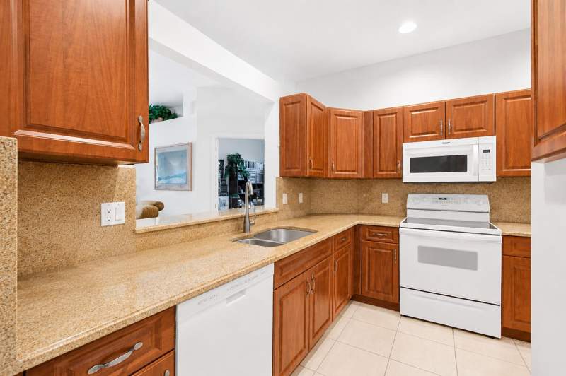 3 bedroom Villa at 10773 Royal Caribbean Circle, Majestic Isles, Boynton Beach — photo 4