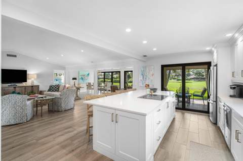 10420 Seaholly Terrace, Boynton Beach FL - photo 9 of 56