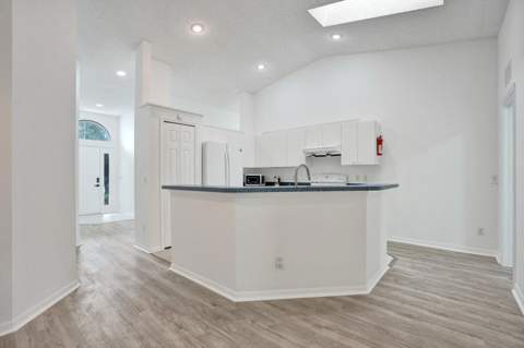 1212 SE Petunia Avenue, Port St. Lucie FL - photo 6 of 19