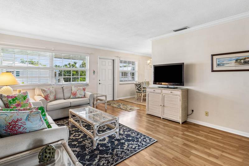 2 bedroom Stock Cooperative at 5505 N Ocean Boulevard #8-204, Colonial Ridge Corp, Fairfax, Ocean Ridge — photo 5