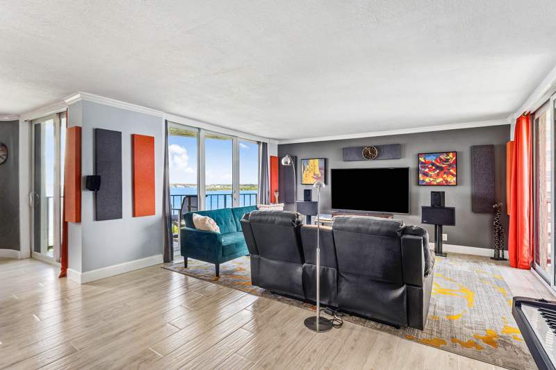 2 bedroom Condominium at 5420 N Ocean Drive #905, Connemara Condo, West Palm Beach — photo 3