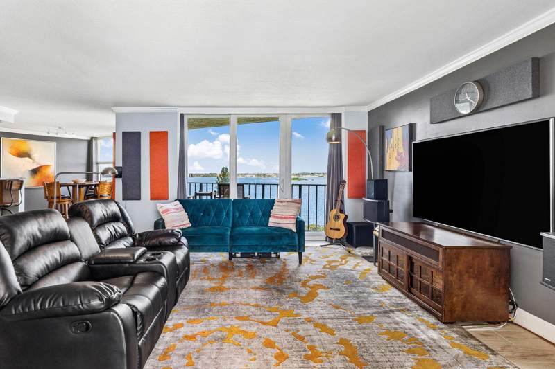 2 bedroom Condominium at 5420 N Ocean Drive #905, Connemara Condo, West Palm Beach — photo 4
