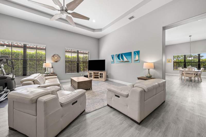 4 bedroom Single Family Residence at 6304 Vireo Court, Osprey Oaks, Lake Worth — photo 5