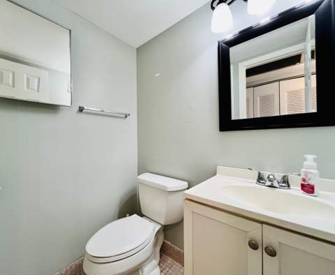 330 Southampton B, West Palm Beach FL - photo 6 of 16
