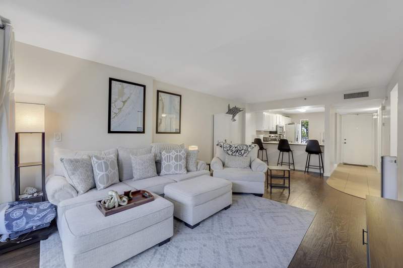 1 bedroom Condominium at 20 Royal Palm Way #204, Boca Bayou Condo, Boca Raton — photo 4