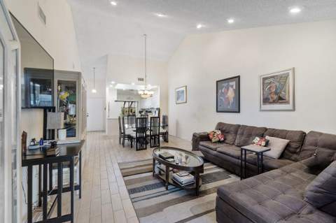 10900 Waterberry Court, Boca Raton FL - photo 7 of 20