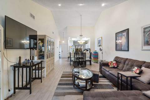10900 Waterberry Court, Boca Raton FL - photo 8 of 20