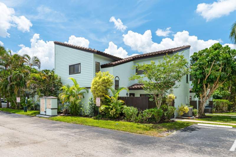 3 bedroom Townhouse at 22300 Pineapple Walk Drive, Pineapple Walk 1, Boca Raton — photo 3