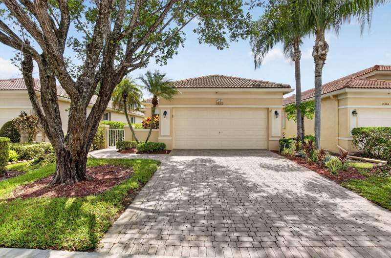 2 bedroom Single Family Residence at 15562 Fiorenza Circle, Vizcaya 4, Delray Beach — photo 3