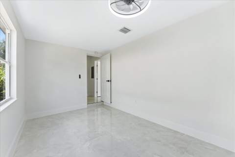 824 S F Street, Lake Worth FL - photo 14 of 28