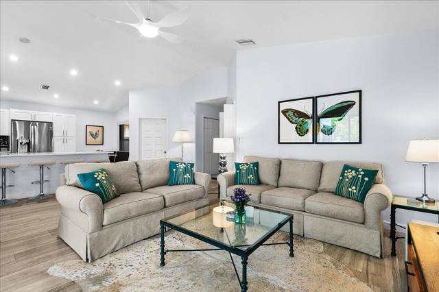 13371 Bedford Mews Court