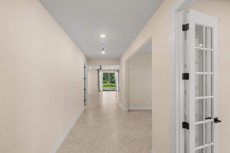 4 bedroom Single Family Residence at 10275 SW Captiva Drive, Pulte At Tradition Phase 1, Port St. Lucie — photo 5