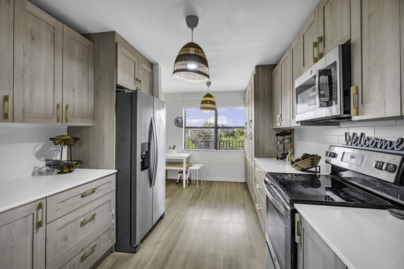 2 bedroom Condominium at 2705 NW 104th Avenue #406, Sunrise Lakes 214 Condo, Sunrise — photo 5