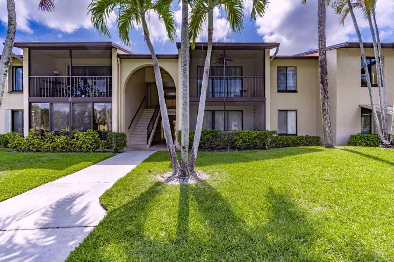 1 bedroom Condominium at 610 Sea Pine Way #B2, Pine Ridge North II Condo, Greenacres — photo 2