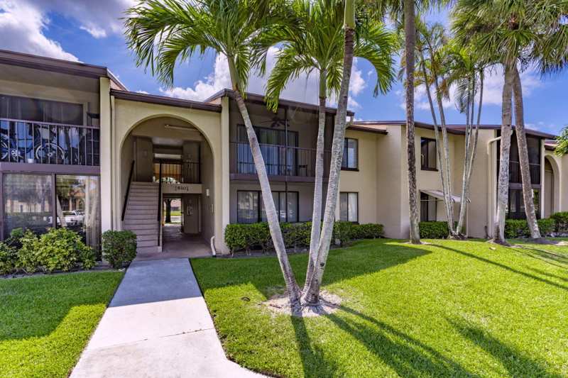 1 bedroom Condominium at 610 Sea Pine Way #B2, Pine Ridge North II Condo, Greenacres — photo 1