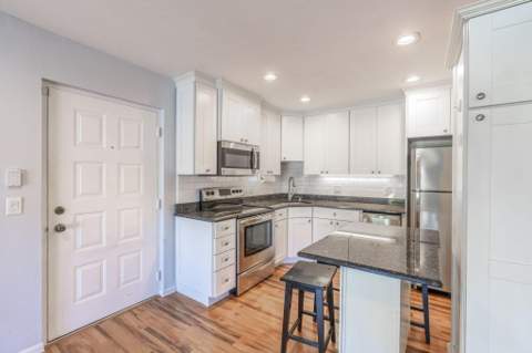 610 Sea Pine Way #B2, Greenacres FL - photo 9 of 32