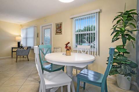 1023 Ellesmere B, Deerfield Beach FL - photo 9 of 23