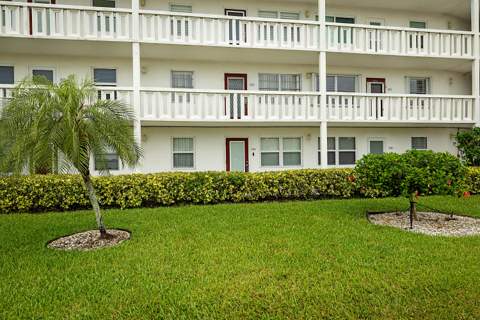 1023 Ellesmere B, Deerfield Beach FL - photo 22 of 23