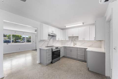 707 S Broadway, Lantana FL - photo 9 of 42