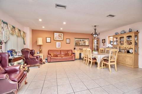 6640 Thornhill Court, Boca Raton FL - photo 8 of 23