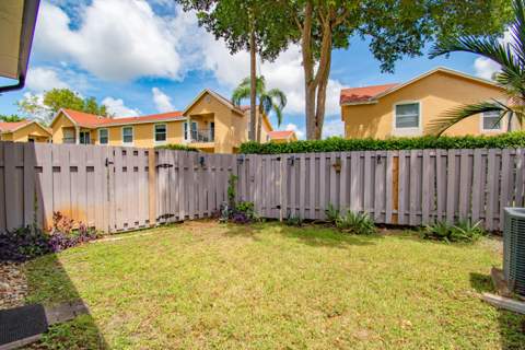6640 Thornhill Court, Boca Raton FL - photo 22 of 23