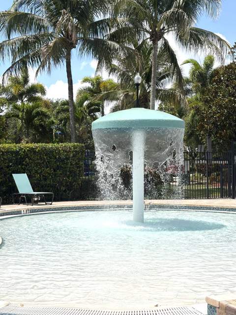 3133 Laurel Ridge Circle, Riviera Beach FL - photo 21 of 26