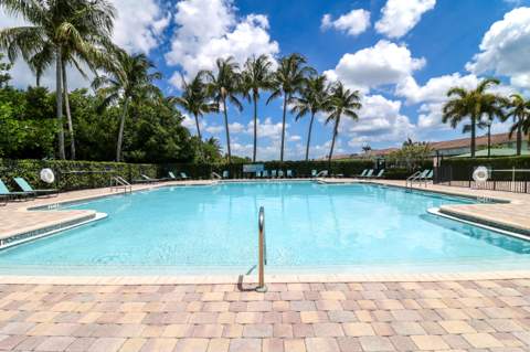 3133 Laurel Ridge Circle, Riviera Beach FL - photo 20 of 26