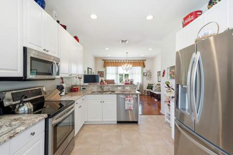 11031 SW Dunhill Court, FL - photo 10 of 56