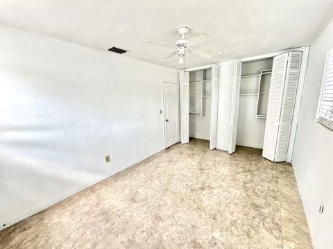 8870 Taft Street, Pembroke Pines FL - photo 10 of 20