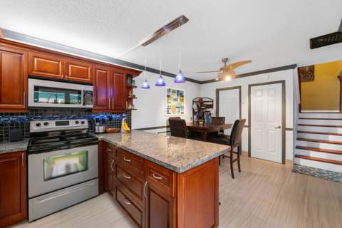2512 SW 15th Street, Deerfield Beach FL - photo 8 of 29